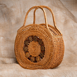 Round Woven Tote Handbag with Coconut Shells