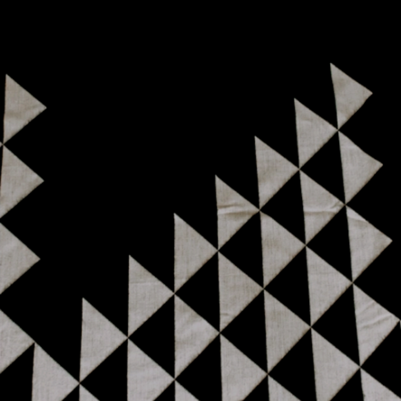 Blanket: Nevado - Natural/ Black