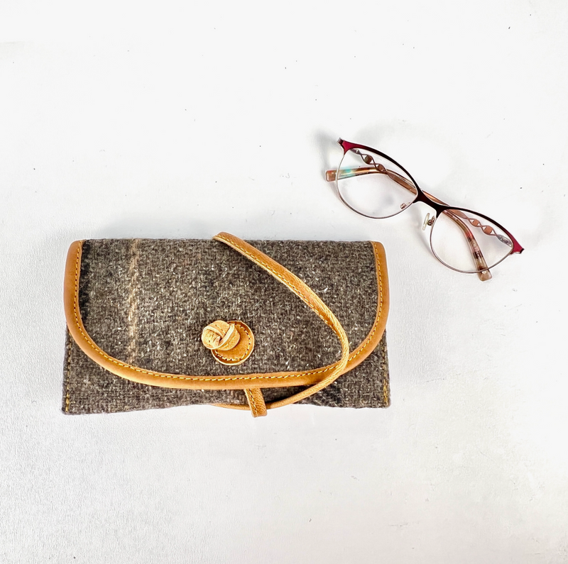 Wool Eye Glass Pouch