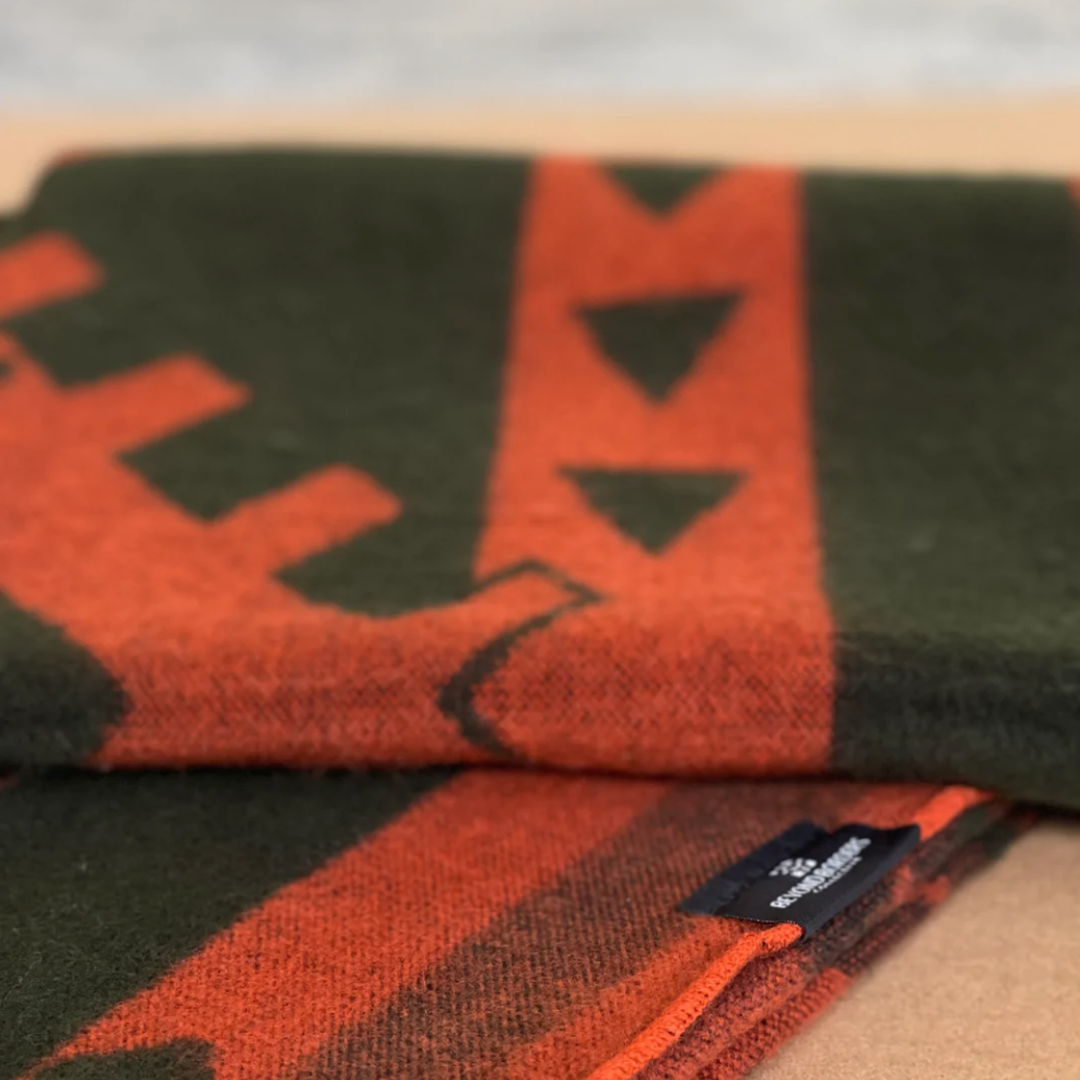 Burnt red throw blanket hotsell